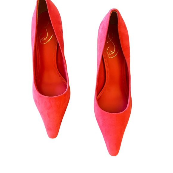 Sam Edelman Bianca Pointed Toe, Pink or Fushia Suede Pump.   2-1/2 inch heel. - Picture 2 of 5